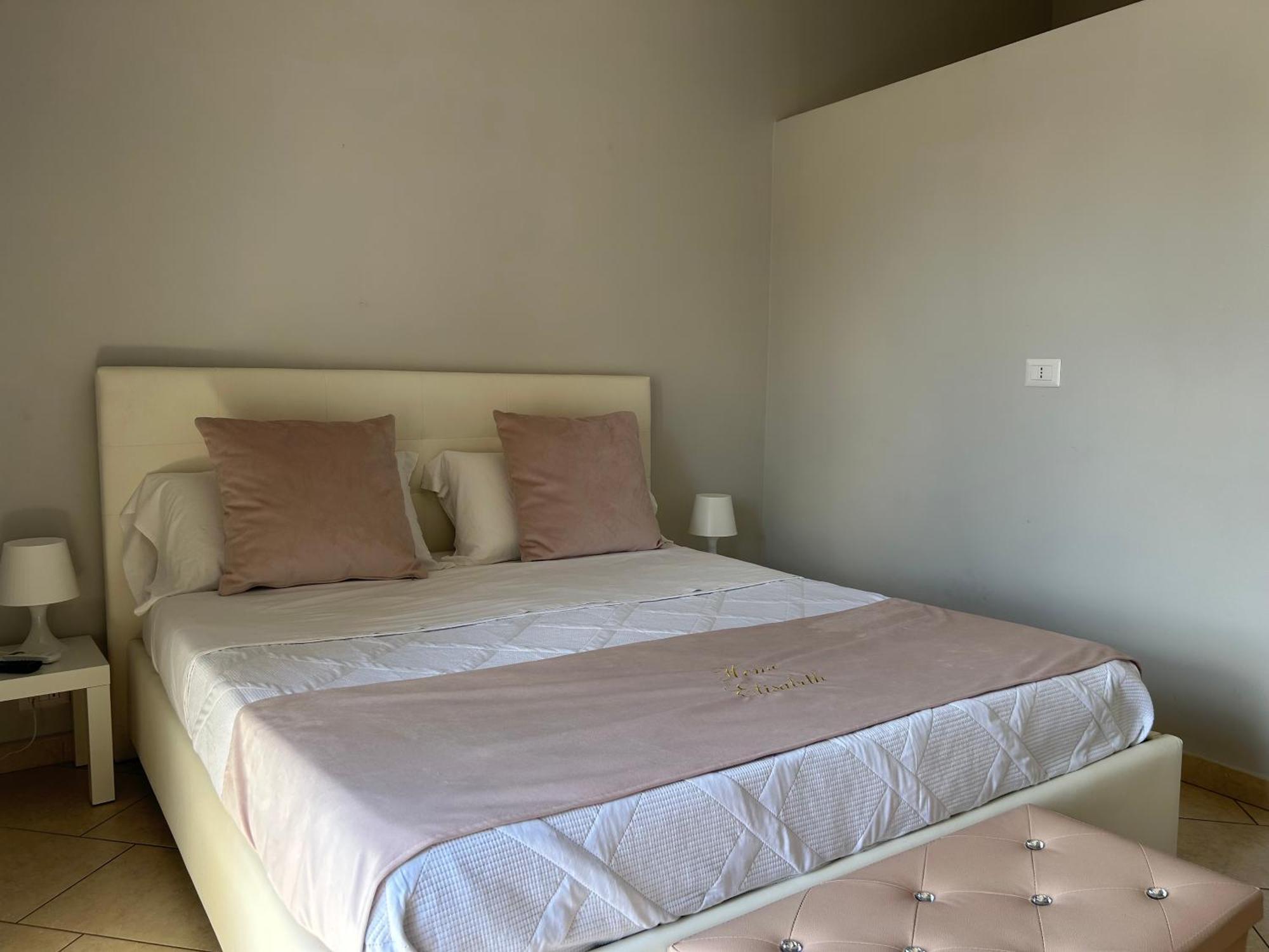 Home Elisabet Neapol Zewnętrze zdjęcie